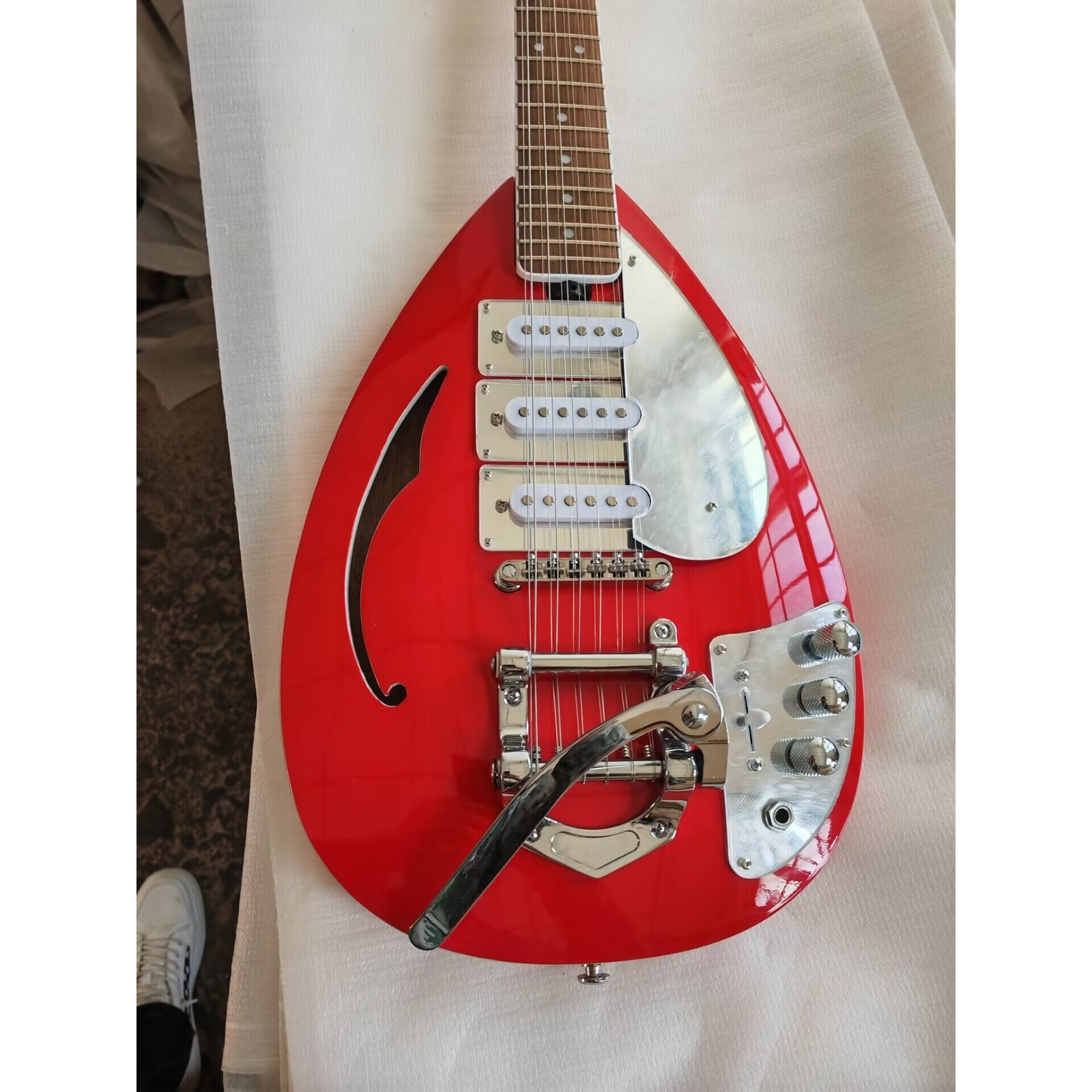 12줄 빈티지 스타일 일렉트릭 기타 티어드롭 모양 세미 - Dobro Resonator Guitar 리뷰 및 가격